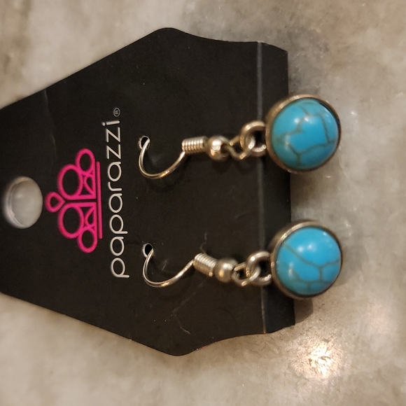 Paparazzi Tourquise and Pearl Earrings (Set of 2) - Picture 2 of 4